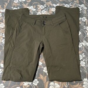 Prana Pants Women's Olive Green Activewear Casual Comfort Hiking Long Inseam